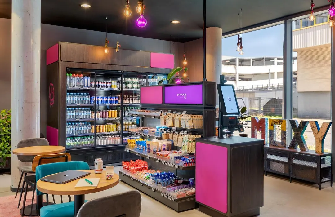 Moxy Hamburg Altona-1